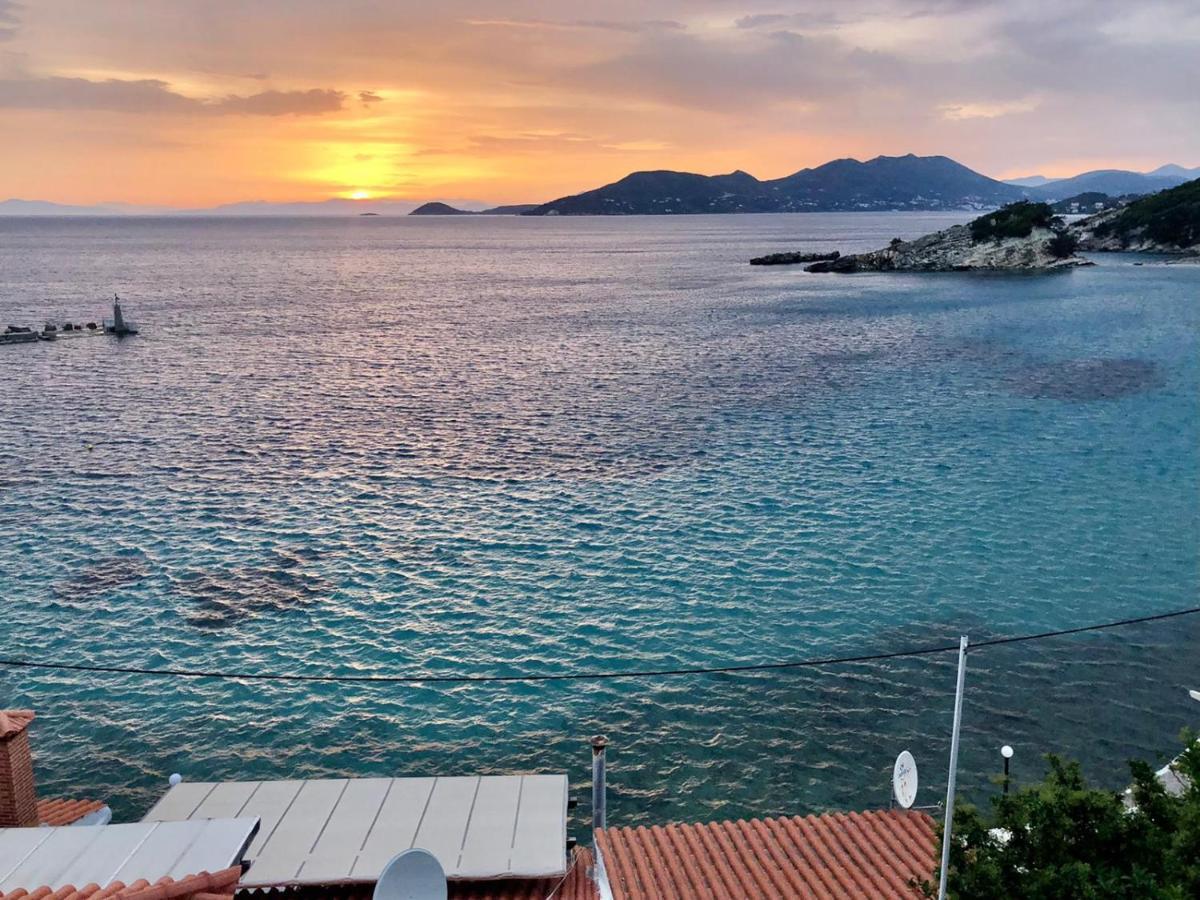 Studios Loukia Κοκκάρι Εξωτερικό φωτογραφία