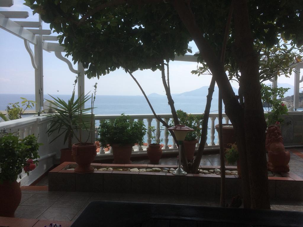 Studios Loukia Κοκκάρι Εξωτερικό φωτογραφία